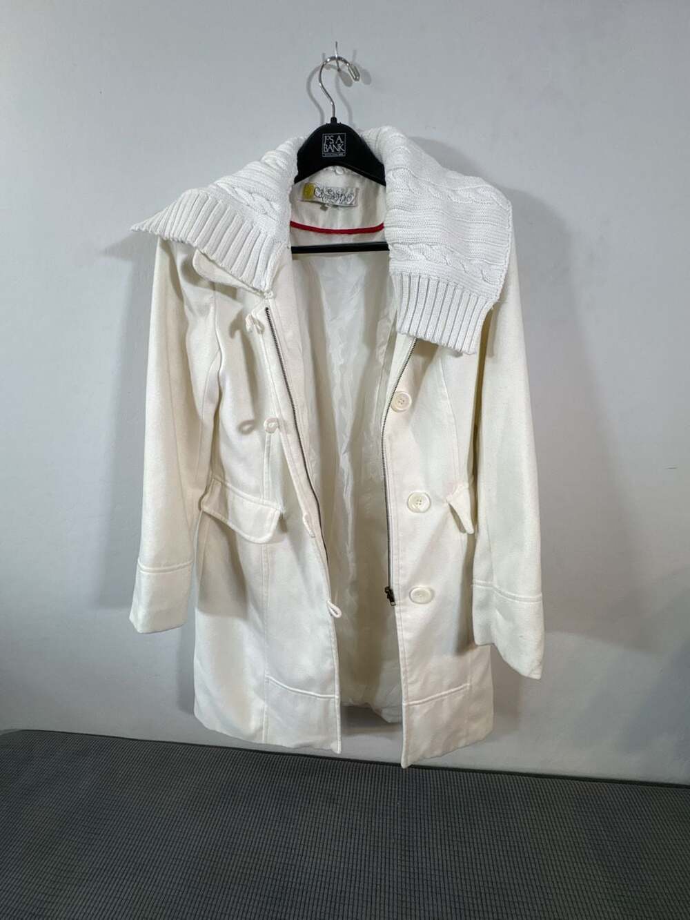 Ci Sono by Cavalini Women's White Wool-Blend Coat with Cable Knit Collar, Style